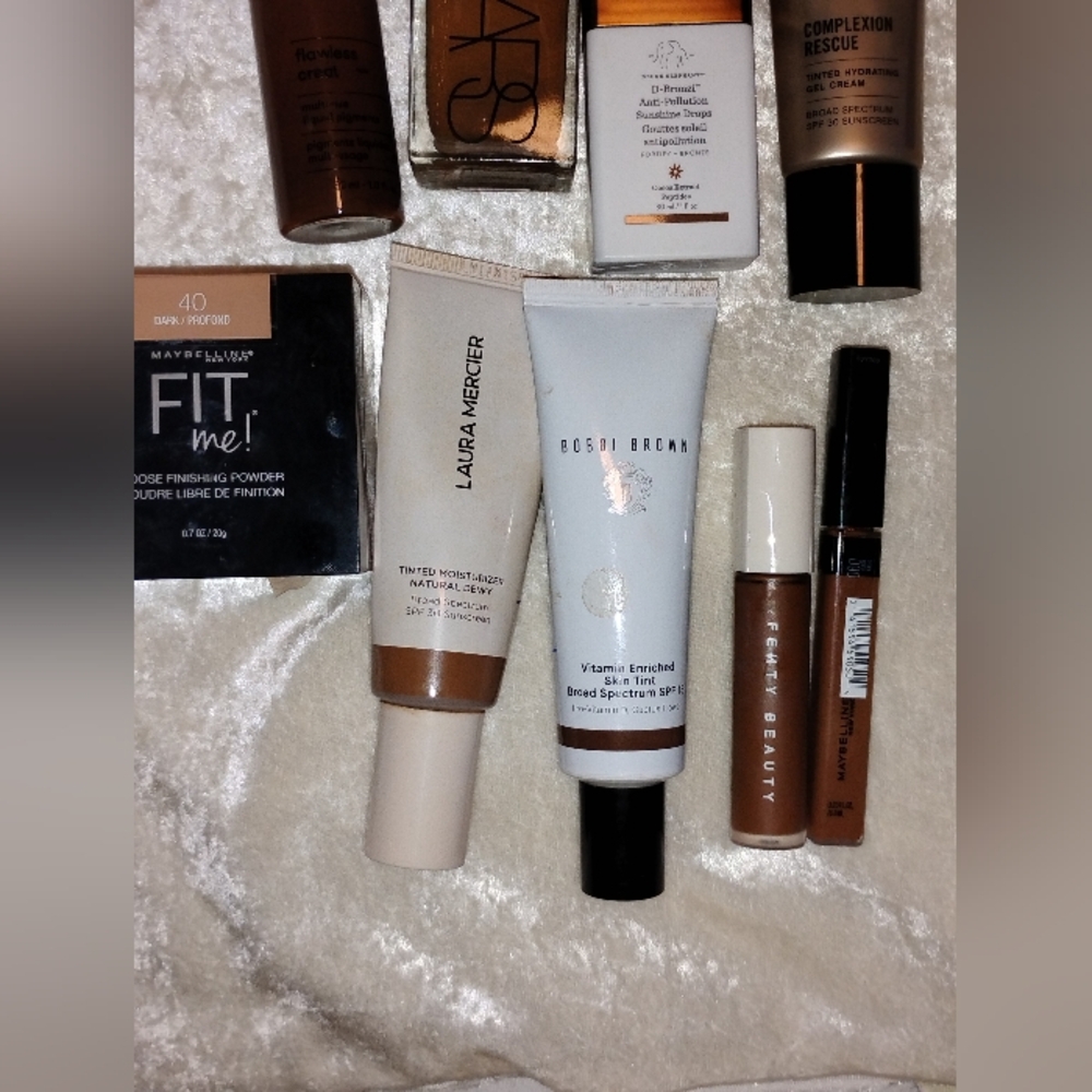 High End Foundation Bundle - Picture 4 of 6